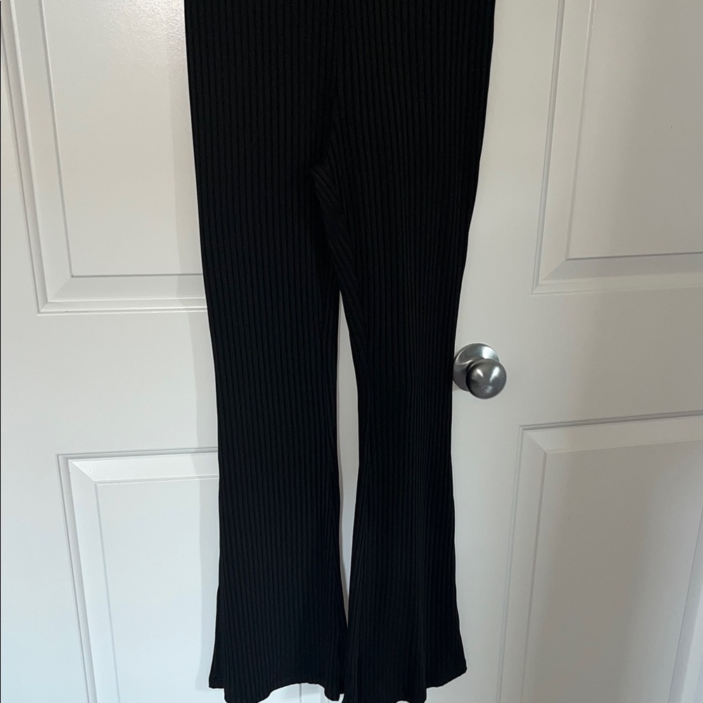 Black Ribbed Short-Sleeve Jumpsuit - Picture 3 of 3